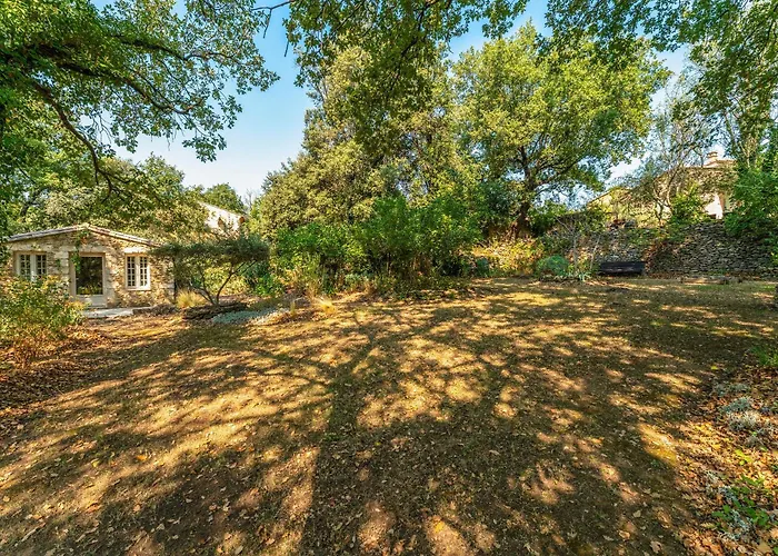 Nyaraló Obofix Vallabrix